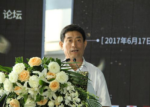 1-1F6241FUD33.jpg