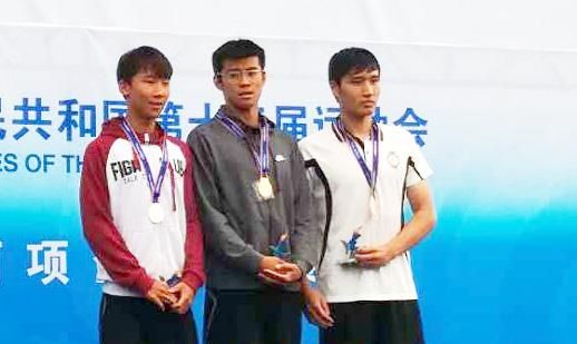 1-1FQG00246295.jpg